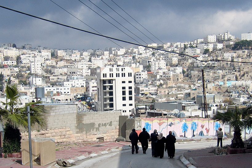 Kampen mot barnäktenskap pågår sedan länge bland Kvinna till Kvinnas partnerorganisationer på Västbanken.