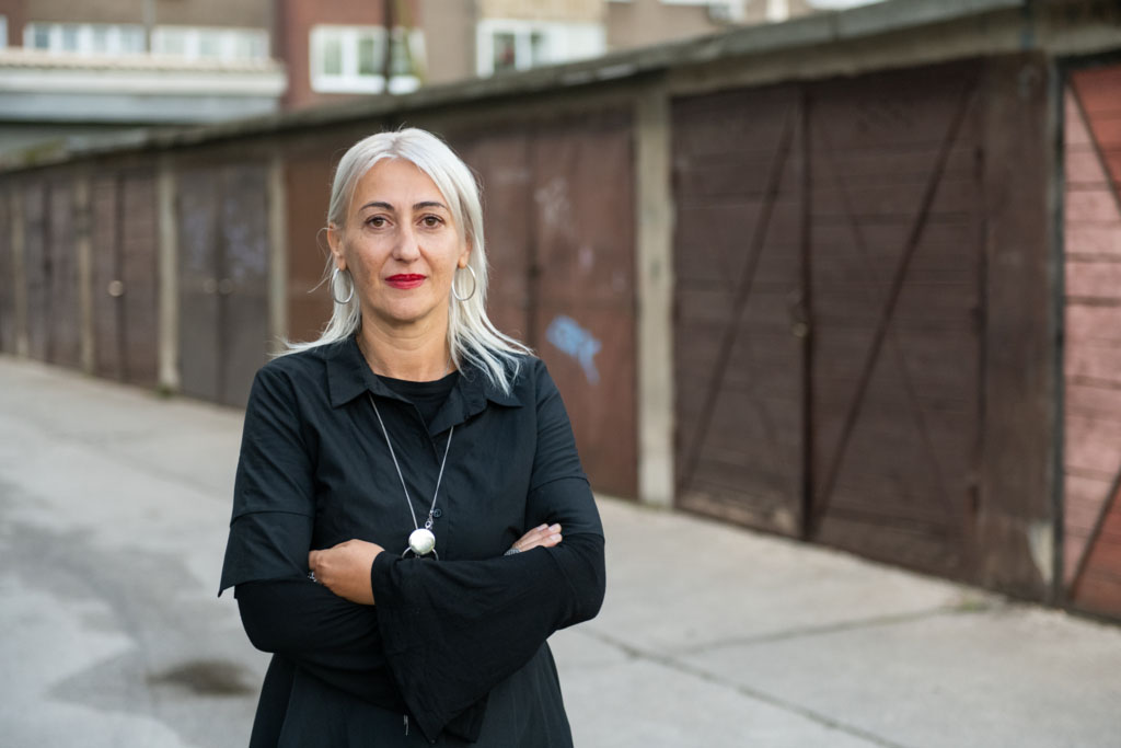 Meliha Sendić började som volontär för Center of Legal Assistance for Women – en organisation som hon lett de senaste tio åren. Organisationen har sedan dess bytt namn till Center of Women’s Rights och är verksamma i Zenica, Bosnien-Hercegovina. Foto: Imrana Kapetanović 