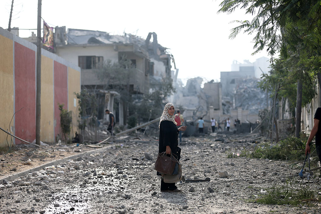 Kvinna i Gaza, 10 oktober, 2023. Foto: Mohammed Zaanoun/Activestills