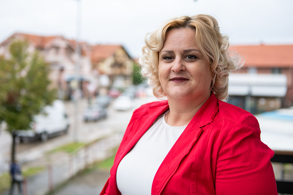 Milijana Krsmanović, 40, är en överlevande av våld i hemmet. Hon har fått stöd från Lara Foundation, en av Kvinna till Kvinnas partnerorganisationer i Bosnien-Hercegovina. Foto: Imrana Kapetanović