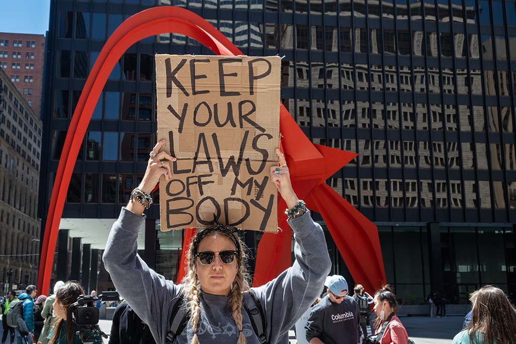 Demonstration i Chicago efter att Högsta domstolens beslut att riva upp den historiska domen Roe mot Wade offentliggjordes den 24 juni 2022. Foto: Matthew Kaplan Photography